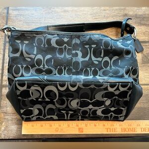 Coach Signature Handbag in Black with Cs